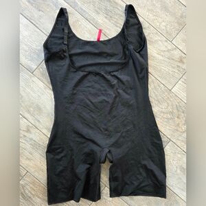SPANX Black Bodysuit Shorts Plus Size 2X   Body Shaper
